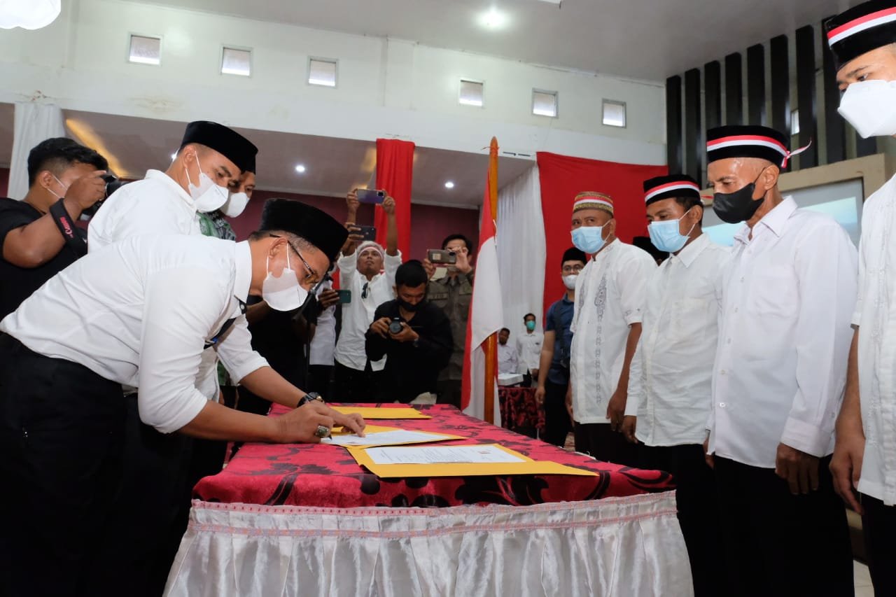 Cabut Bai’at Massal mantan anggota NII di Dharmasraya, Kadensus 88 AT Polri: Jumlah Paling Besar hari ini yang Dilakukan