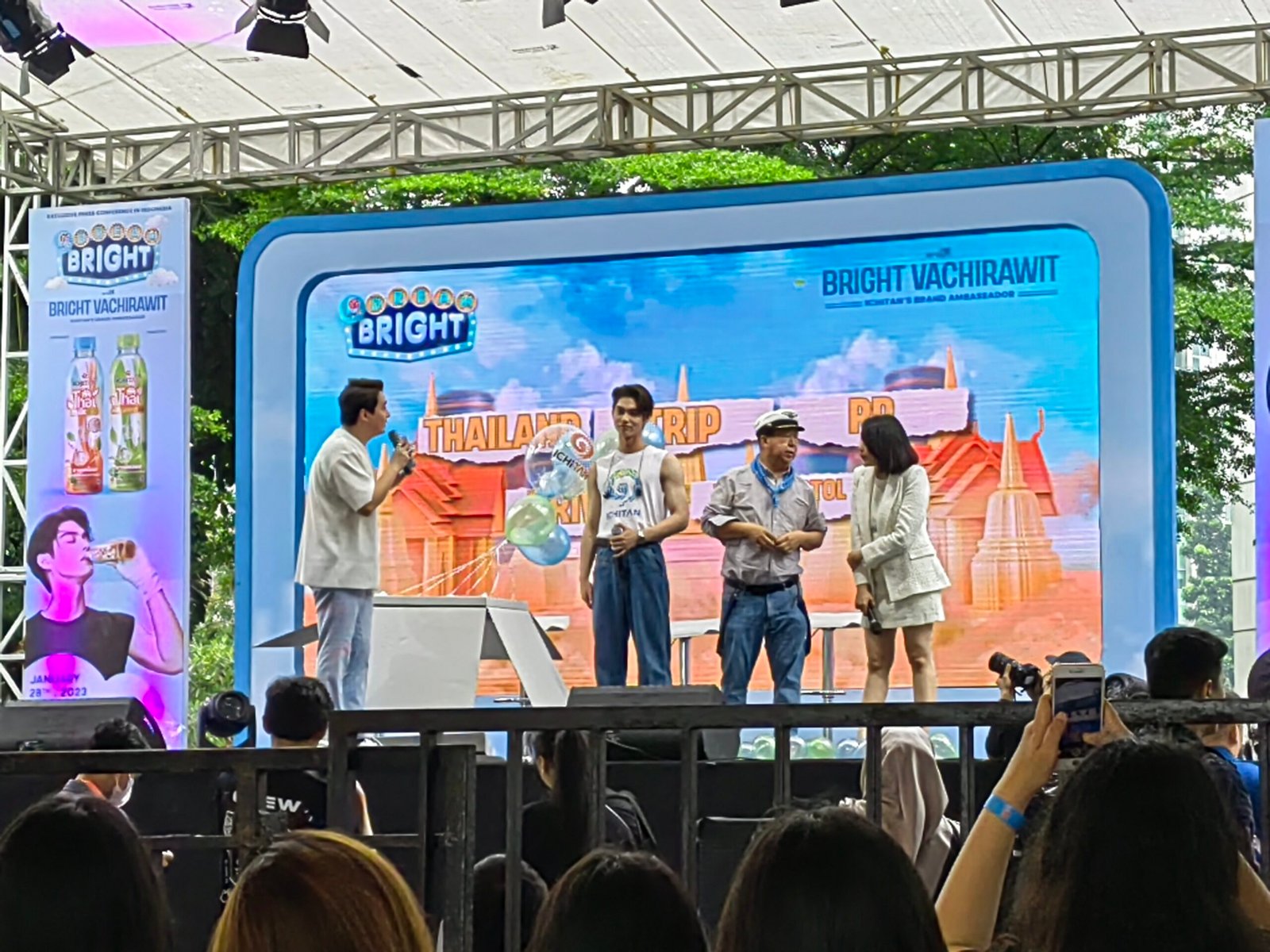 ICHITAN Beri Kejutan Tutup Botol Berhadiah Private Fan Meeting dengan Bright Vachirawit dan Hadiah Uang Tunai Ratusan Juta Rupiah
