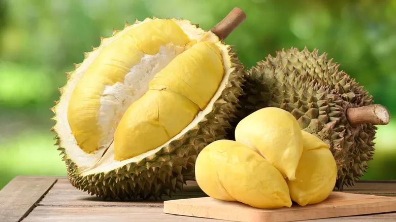 Manfaat Buah Durian: Raja Buah yang Kaya Nutrisi