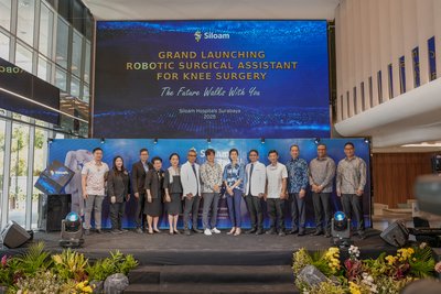 Era Baru Bedah Lutut: Siloam Hospitals Surabaya Hadirkan Teknologi CUVIS Robotic Surgical Assistant