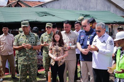 Benyamin Dampingi Wakil Panglima TNI Tinjau Pembangunan Gerai Koperasi Merah Putih di Tangsel