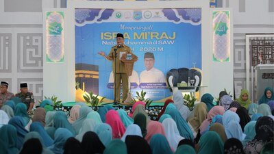 Dari Mimbar Isra Mikraj, Benyamin Ajak Ubah Perilaku Kelola Sampah dari Rumah