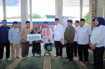 Safari Ramadan Tangsel 2026, Benyamin Salurkan Total Bantuan Rp405 Juta untuk Imam, Marbot hingga Guru Ngaji