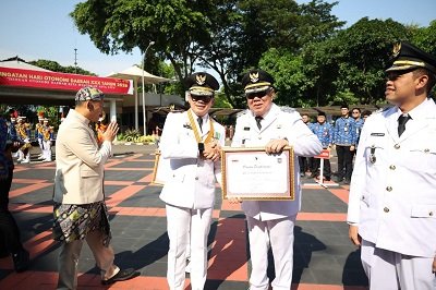 Tangsel Raih Predikat Kota Berkinerja Tinggi dari Kemendagri, Masuk Tiga Besar Nasional