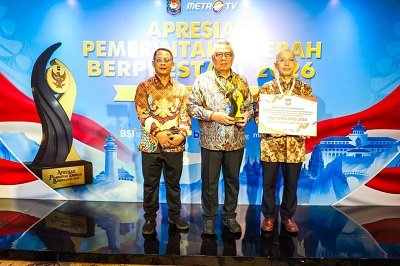 Pemkot Tangsel Raih Penghargaan Kemendagri, Masuk Tiga Besar Regional Jawa-Bali untuk Penanggulangan Kemiskinan dan Penurunan Stunting