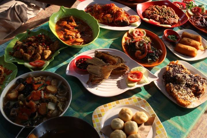 Saung Srikandi, Surga Kuliner Nusantara dengan Menu Tradisional Menggugah Selera